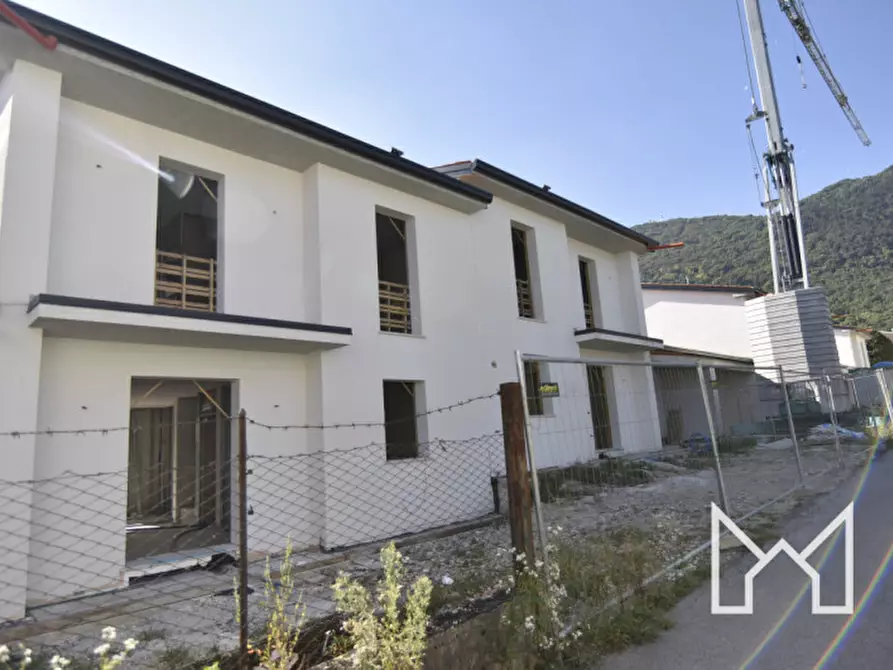 Immagine 1 di Villetta a schiera in vendita  a Romano D'ezzelino