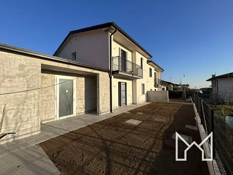 Immagine 2 di Villetta a schiera in vendita  a Romano D'ezzelino