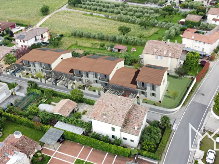 Immagine 24 di Villetta a schiera in vendita  a Romano D'ezzelino