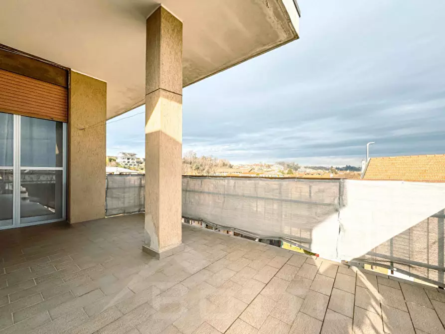 Immagine 5 di Appartamento in vendita  in VIA UGO FOSCOLO 9 a Bellinzago Novarese