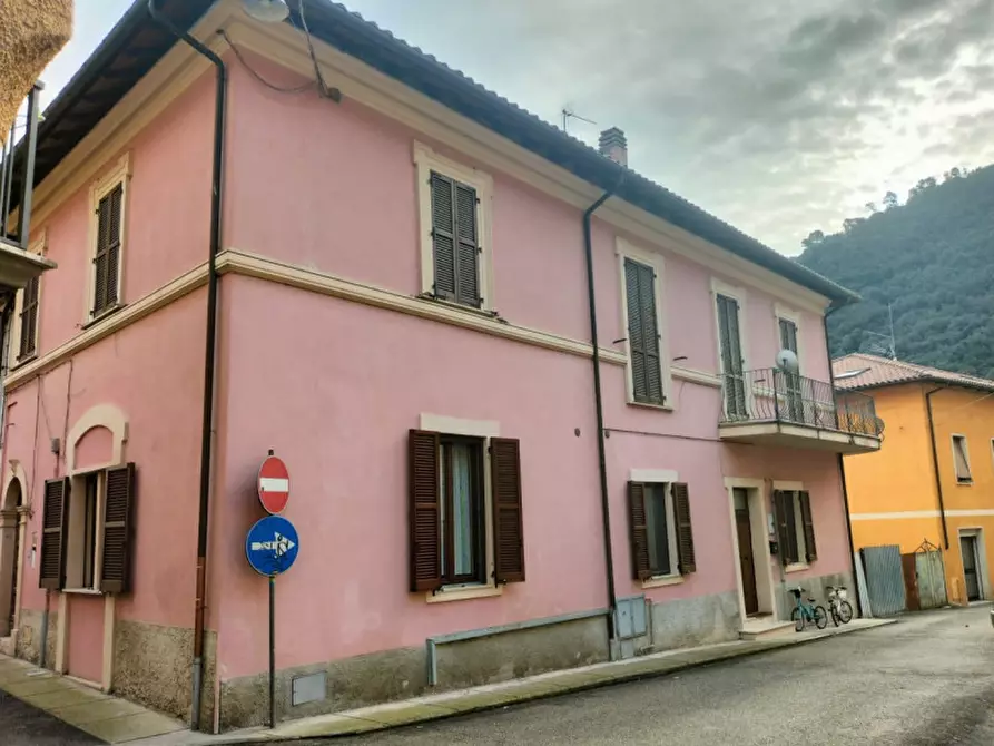 Immagine 1 di Appartamento in vendita  in Via del mattatoio a Arrone