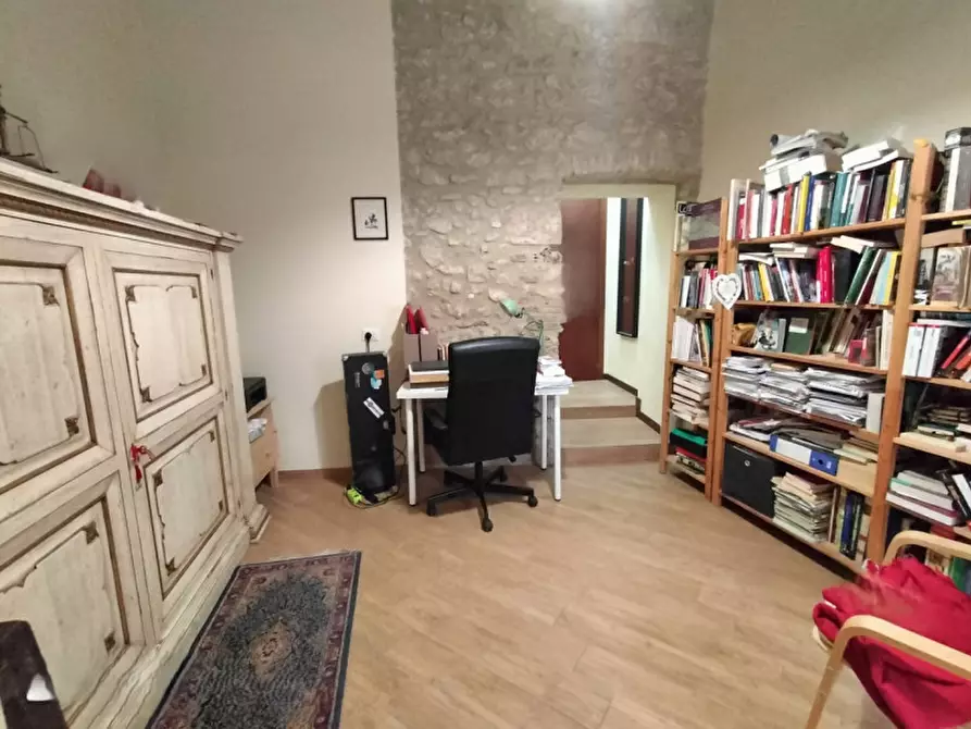 Immagine 9 di Appartamento in vendita  in Via del mattatoio a Arrone