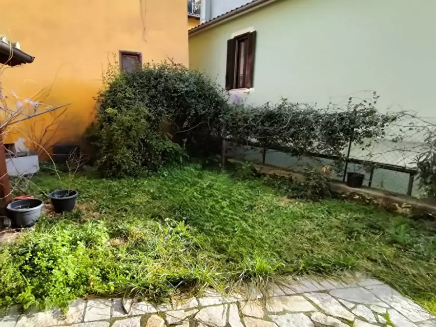 Immagine 17 di Appartamento in vendita  in Via del mattatoio a Arrone