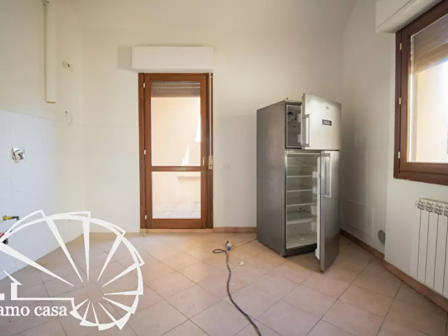 Immagine 4 di Appartamento in vendita  a Prato