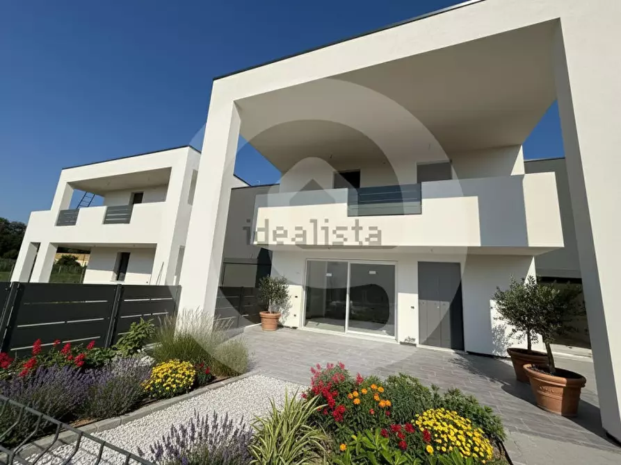 Immagine 5 di Casa trifamiliare in vendita  a Santa Giustina In Colle