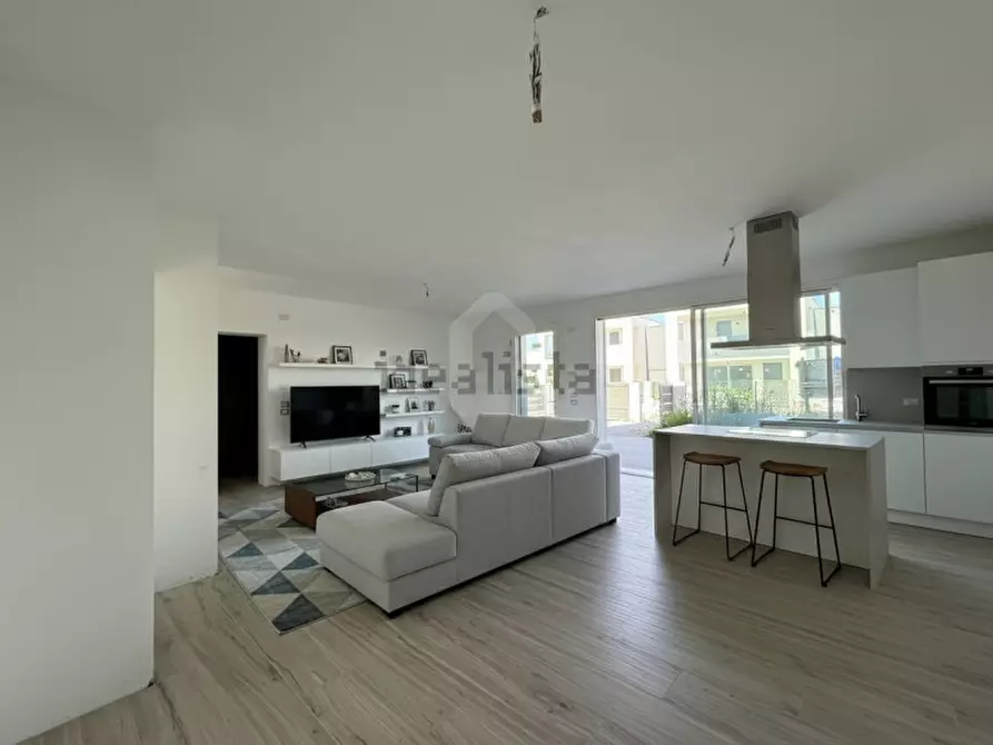 Immagine 7 di Casa trifamiliare in vendita  a Santa Giustina In Colle