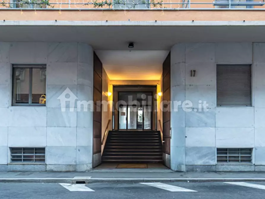 Immagine 6 di Appartamento in vendita  in via Mentana a Como