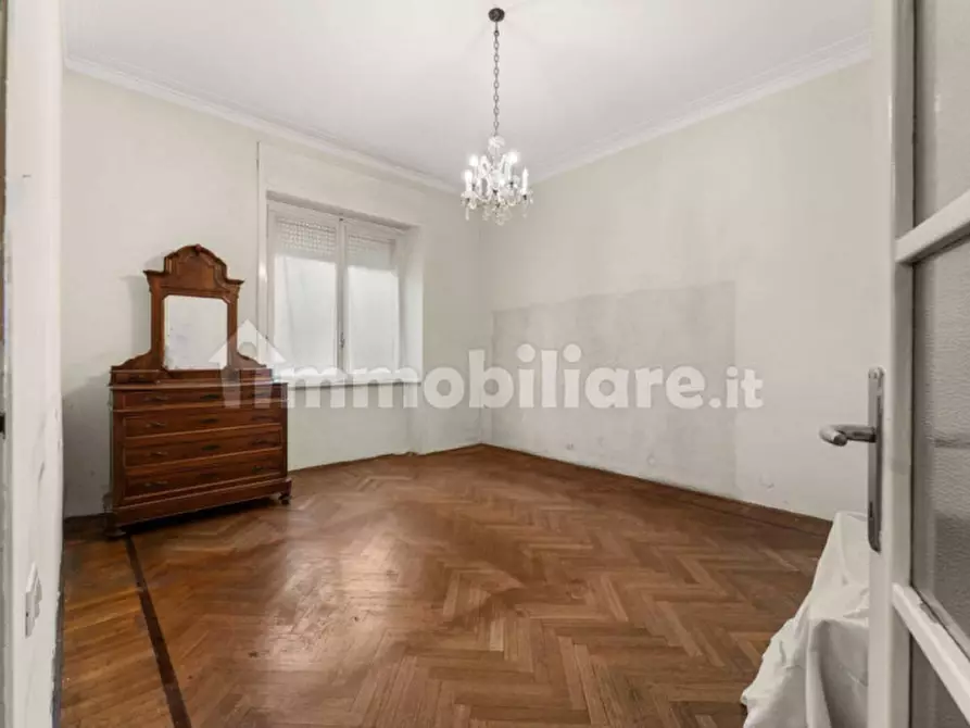 Immagine 13 di Appartamento in vendita  in via Mentana a Como