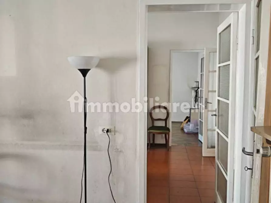 Immagine 24 di Appartamento in vendita  in via Mentana a Como