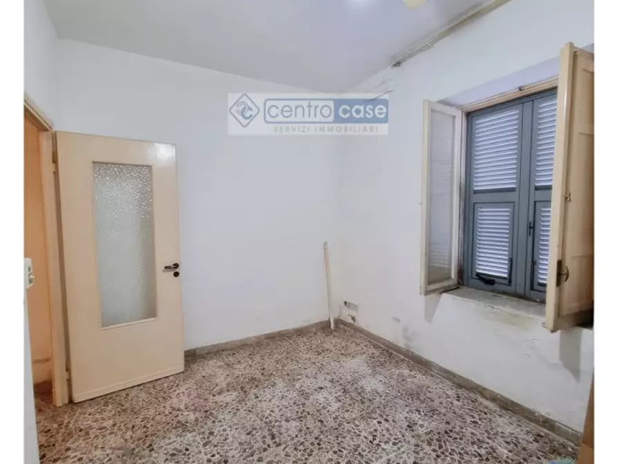 Immagine 4 di Appartamento in vendita  in piazza cavallo a Gaeta