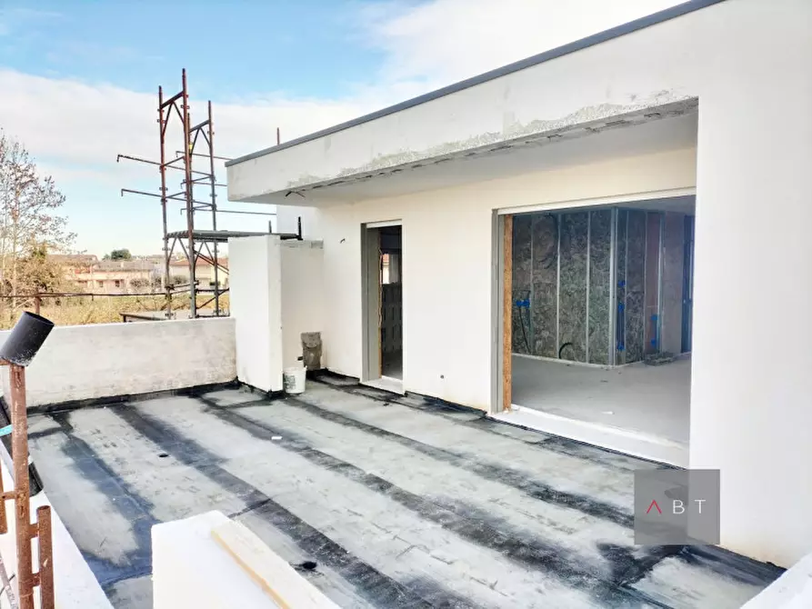 Immagine 2 di Appartamento in vendita  a Abano Terme