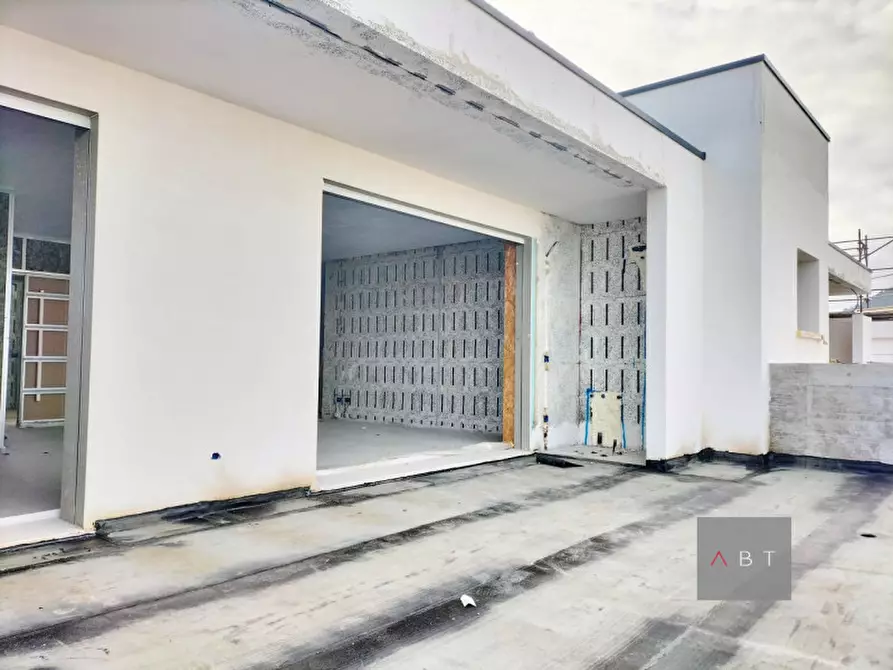 Immagine 13 di Appartamento in vendita  a Abano Terme