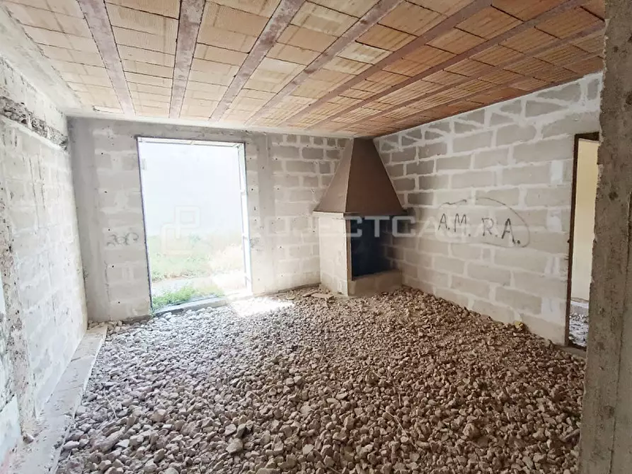 Immagine 4 di Rustico / casale in vendita  in via Fiume a Scorrano