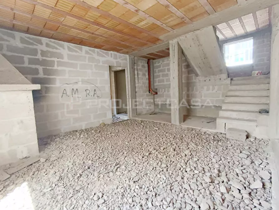 Immagine 10 di Rustico / casale in vendita  in via Fiume a Scorrano