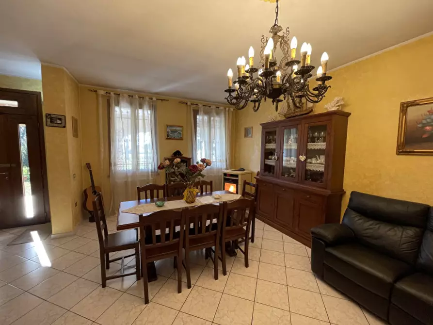 Immagine 8 di Casa indipendente in vendita  a Gonzaga