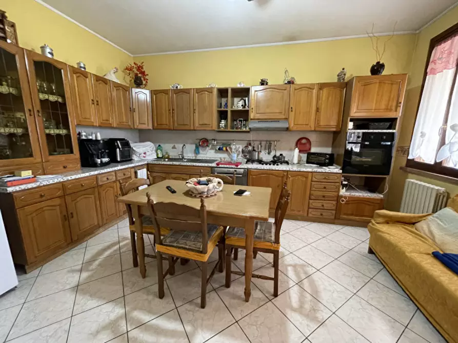 Immagine 10 di Casa indipendente in vendita  a Gonzaga