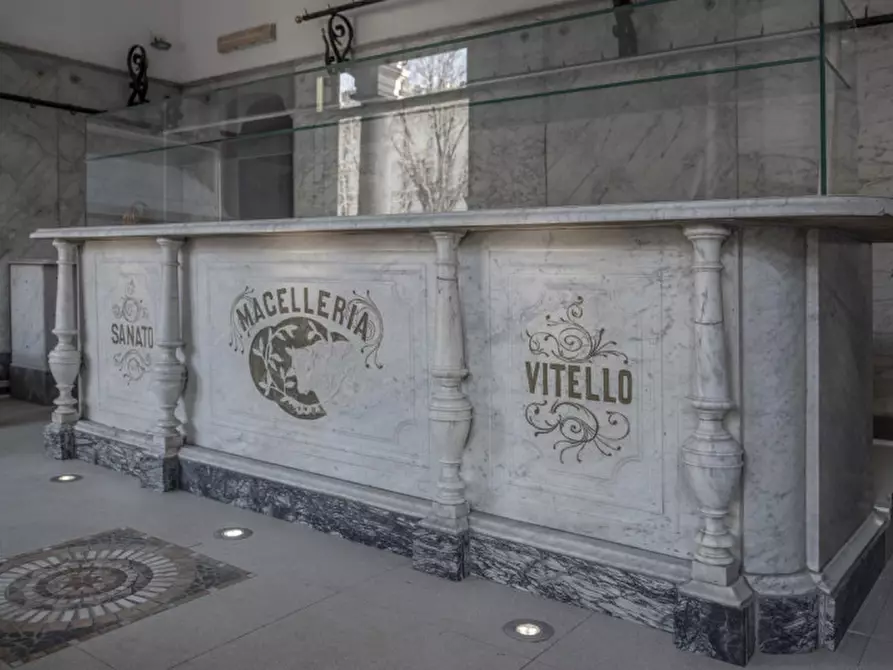 Immagine 3 di Negozio in vendita  in C.so Vinzaglio 33 a Torino
