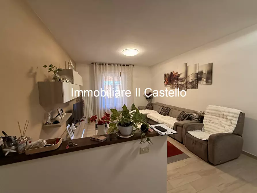Immagine 2 di Appartamento in vendita  in SILVIO PELLICO a Castiglione Del Lago