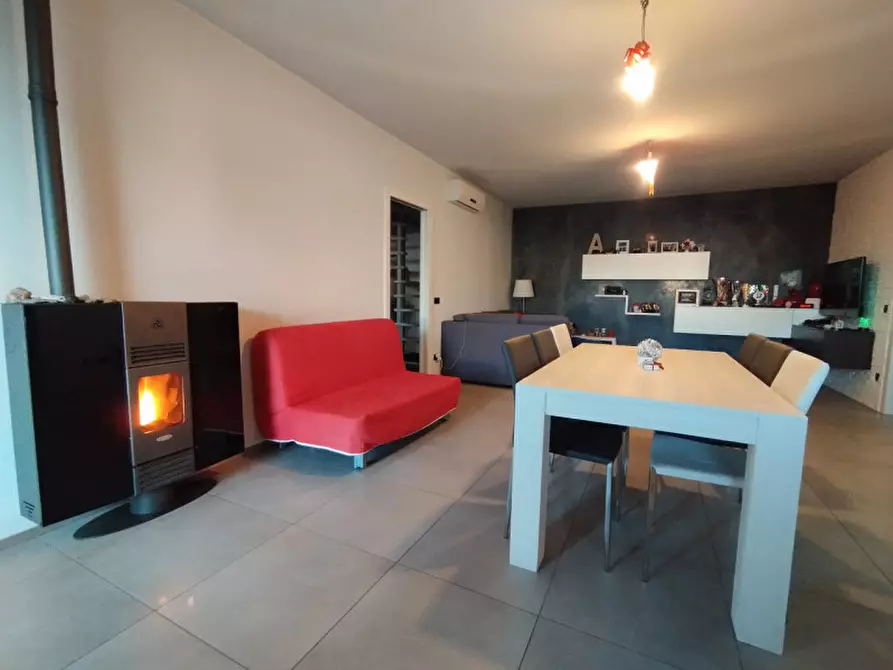 Immagine 4 di Casa trifamiliare in vendita  in via XXV aprile a Legnaro