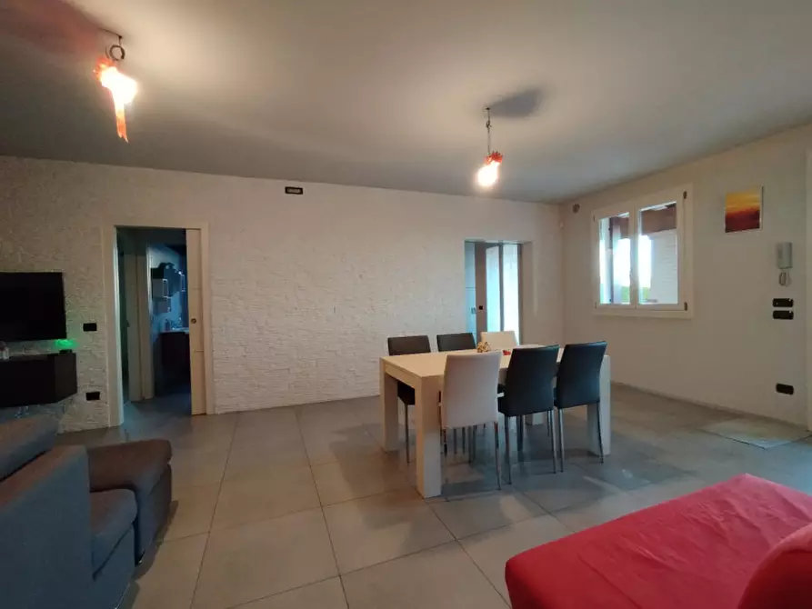 Immagine 5 di Casa trifamiliare in vendita  in via XXV aprile a Legnaro