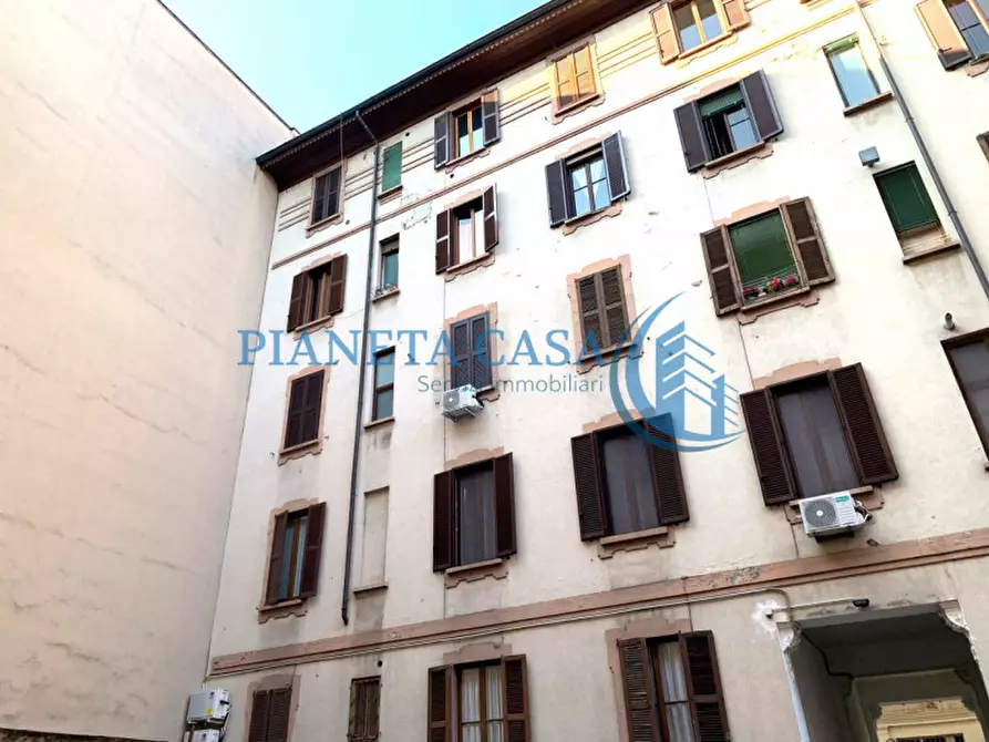 Immagine 8 di Appartamento in vendita  in Via Carlo Farini 71 Milano a Milano