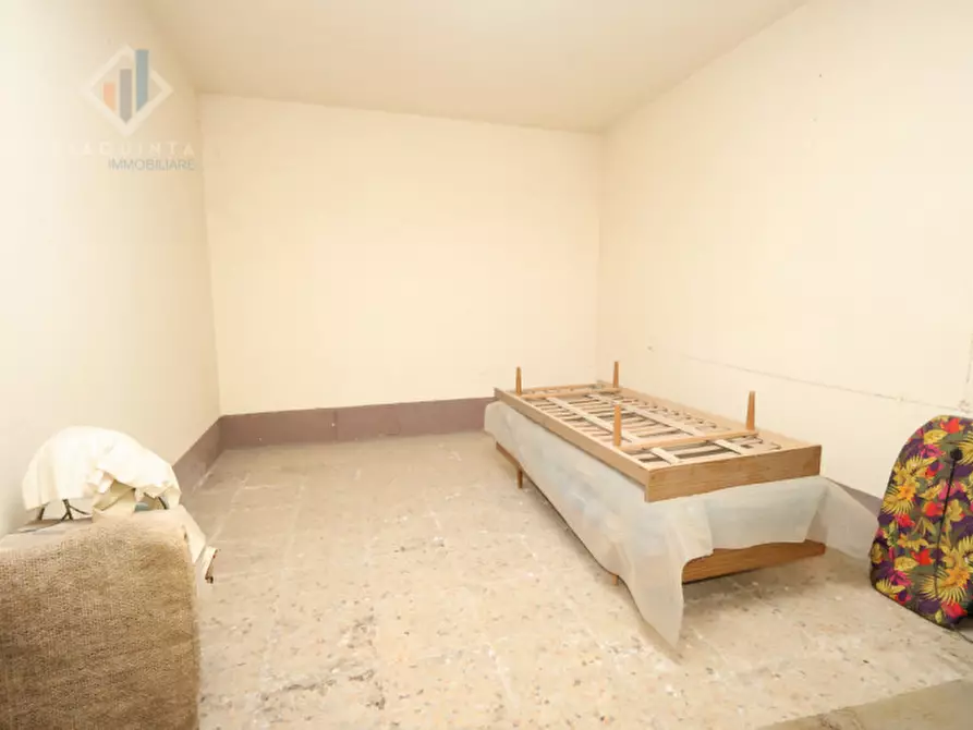 Immagine 8 di Casa indipendente in vendita  in Via Benedetto Croce n. 10 a Palagonia