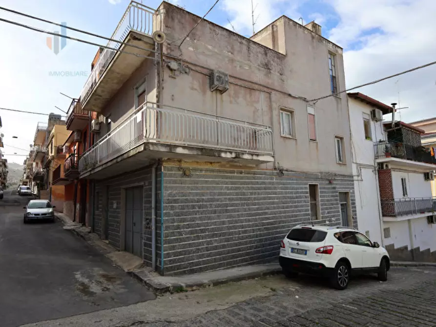 Immagine 23 di Casa indipendente in vendita  in Via Benedetto Croce n. 10 a Palagonia