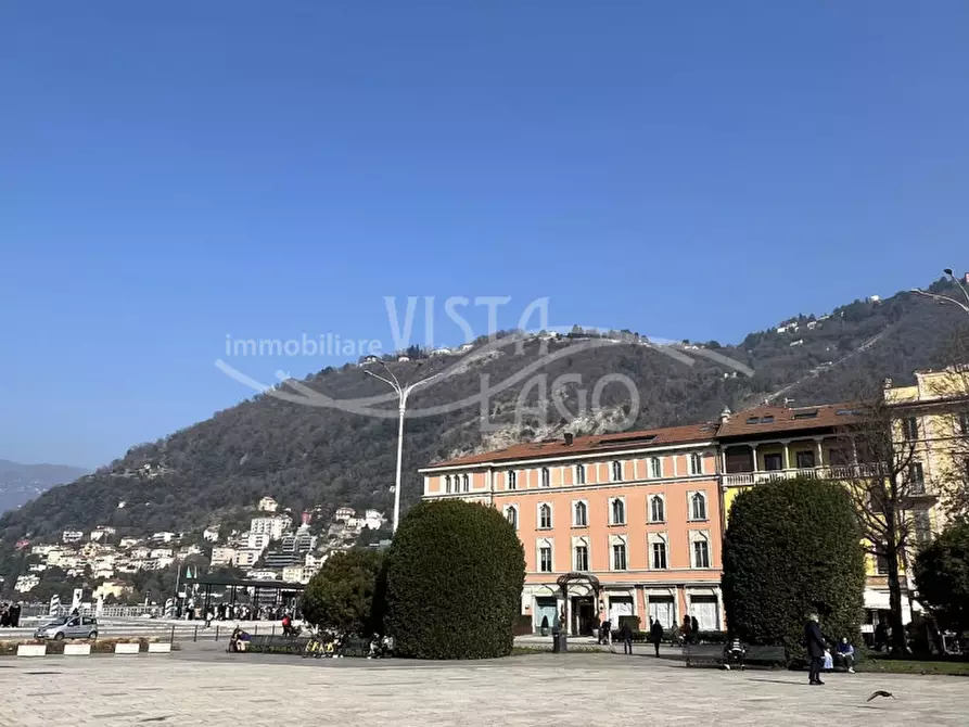 Immagine 4 di Attico in vendita  in Piazza cavour, 27 a Como