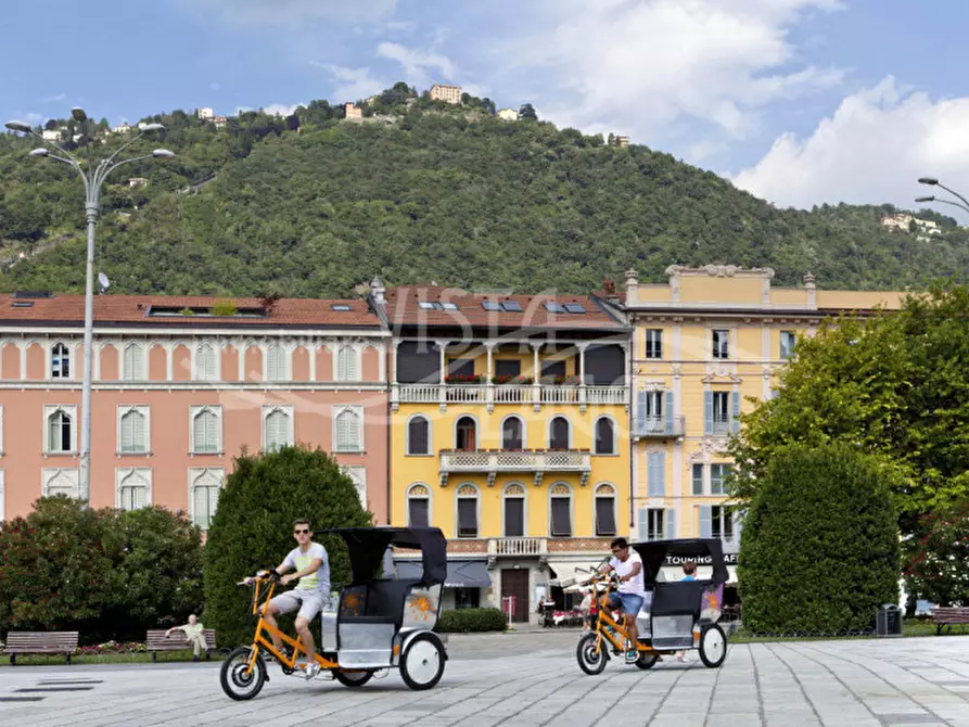 Immagine 5 di Attico in vendita  in Piazza cavour, 27 a Como