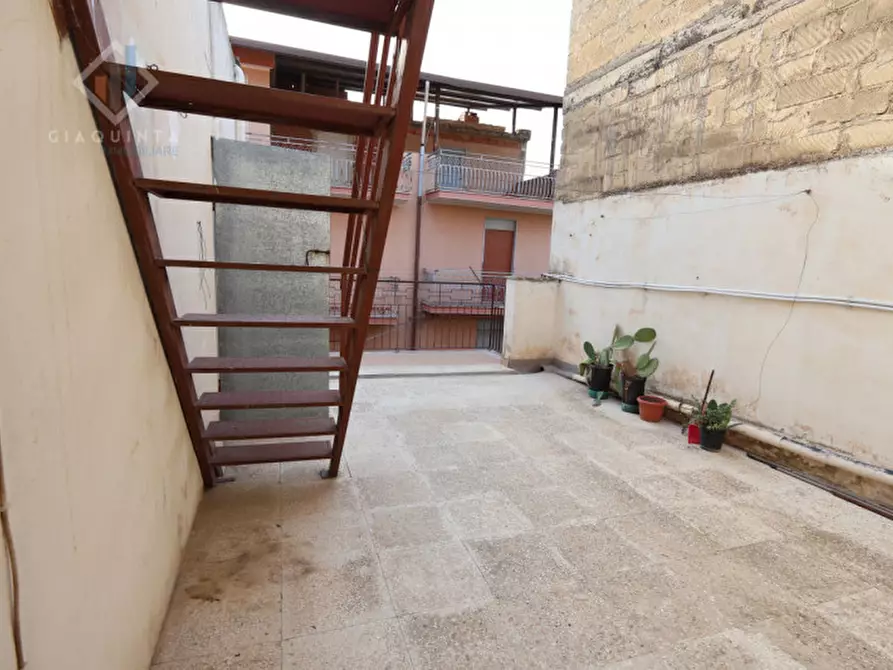 Immagine 12 di Casa indipendente in vendita  in via Cesare Battisti n.82 a Palagonia