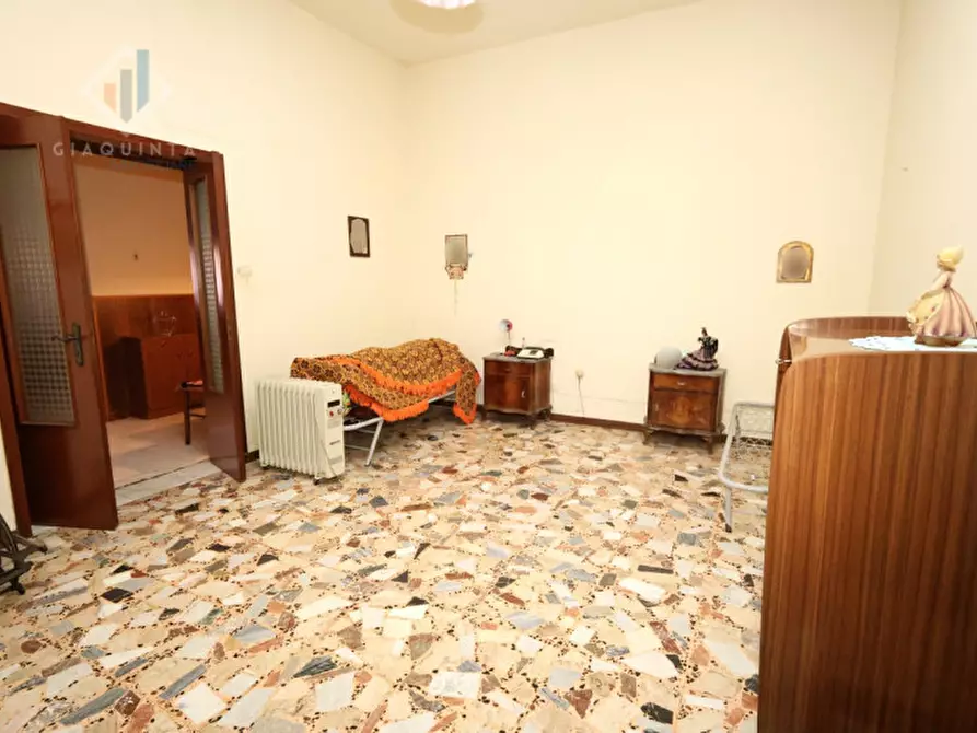 Immagine 19 di Casa indipendente in vendita  in via Cesare Battisti n.82 a Palagonia