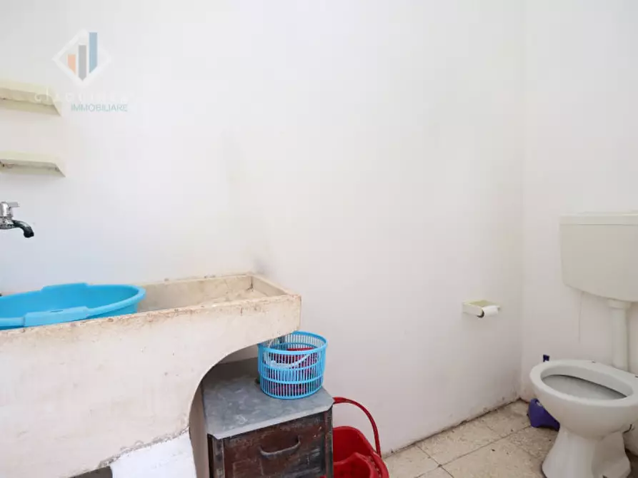 Immagine 20 di Casa indipendente in vendita  in via Cesare Battisti n.82 a Palagonia