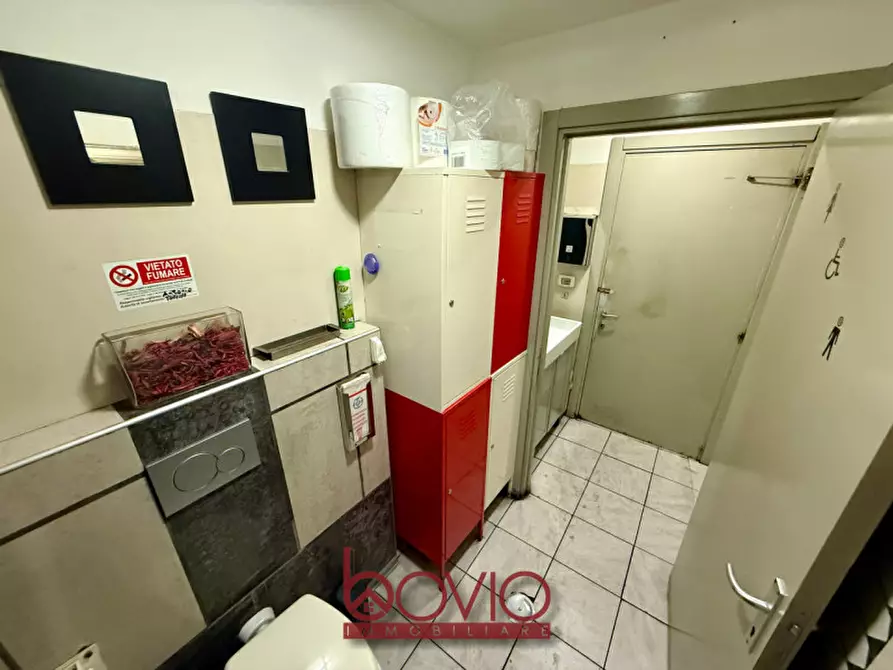 Immagine 34 di Attività commerciale in vendita  in VIA LEGNANO 6 a Torino