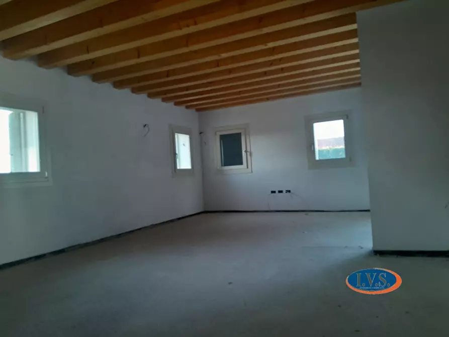 Immagine 13 di Casa bifamiliare in vendita  in Via Fedele Lampertico a Montegaldella