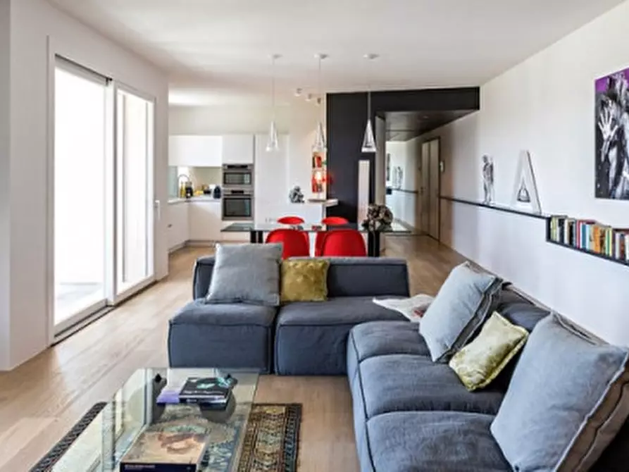 Immagine 1 di Appartamento in vendita  in VIA RINASCITA a Dolo