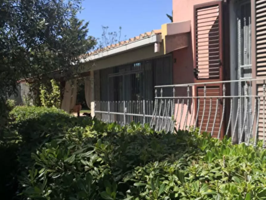 Immagine 29 di Villa in vendita  a Quartu Sant'elena