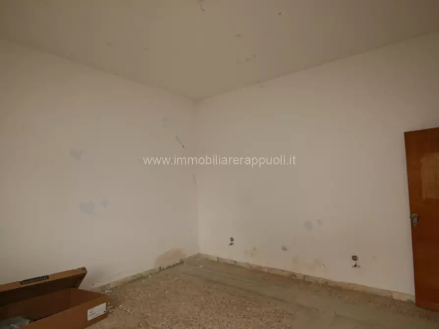 Immagine 2 di Villetta a schiera in vendita  a Torrita Di Siena