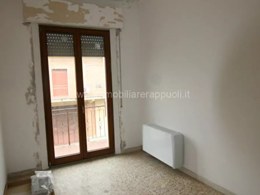 Immagine 7 di Villetta a schiera in vendita  a Torrita Di Siena