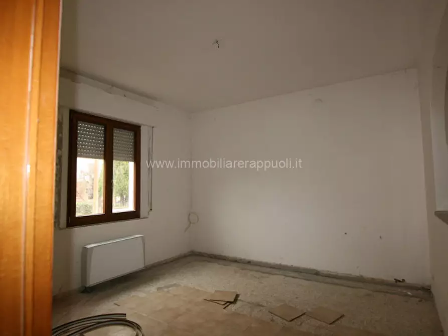 Immagine 15 di Villetta a schiera in vendita  a Torrita Di Siena