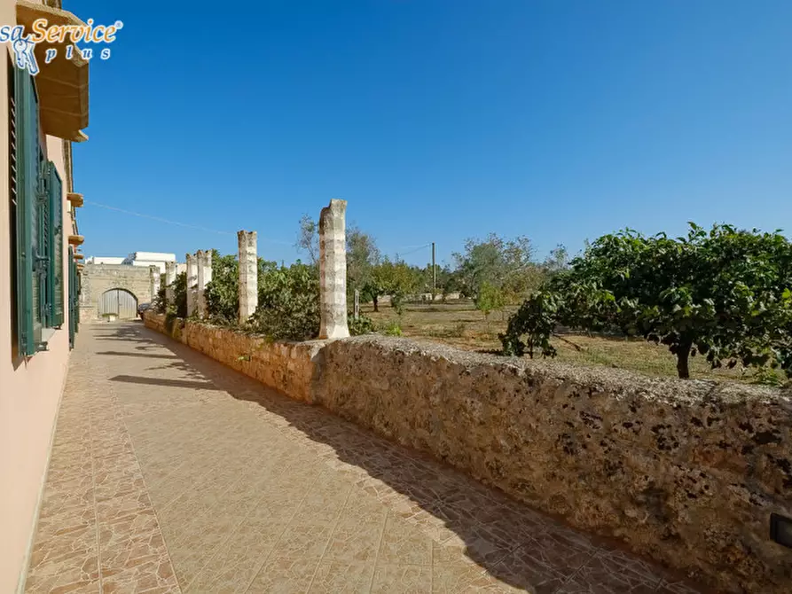 Immagine 16 di Villa in vendita  in Via Gallipoli a Sannicola