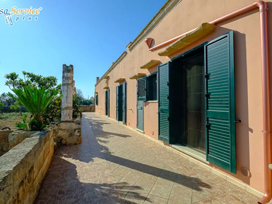 Immagine 17 di Villa in vendita  in Via Gallipoli a Sannicola