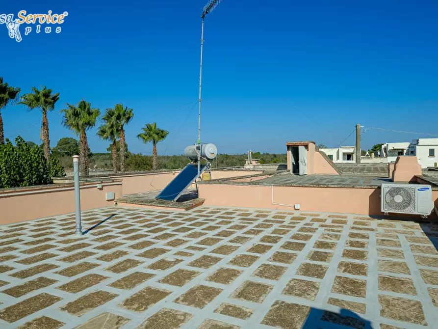 Immagine 33 di Villa in vendita  in Via Gallipoli a Sannicola