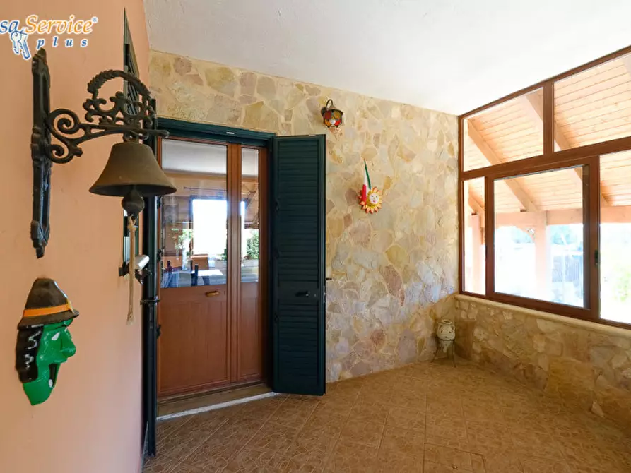 Immagine 37 di Villa in vendita  in Via Gallipoli a Sannicola