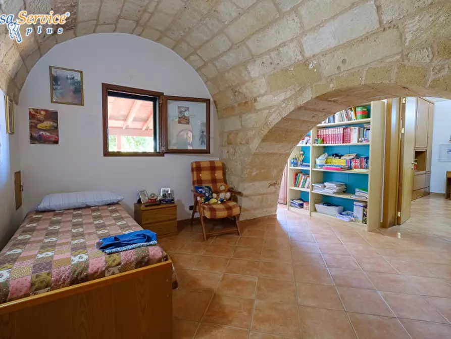 Immagine 39 di Villa in vendita  in Via Gallipoli a Sannicola