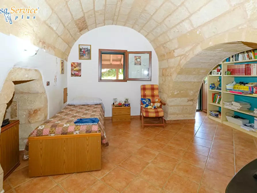 Immagine 41 di Villa in vendita  in Via Gallipoli a Sannicola