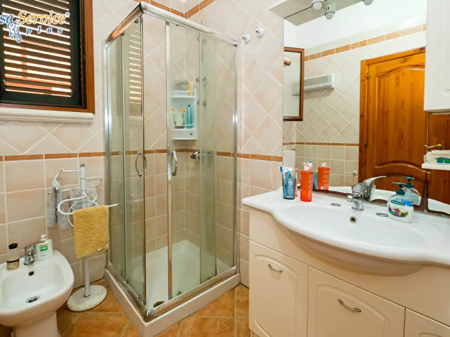 Immagine 65 di Villa in vendita  in Via Gallipoli a Sannicola