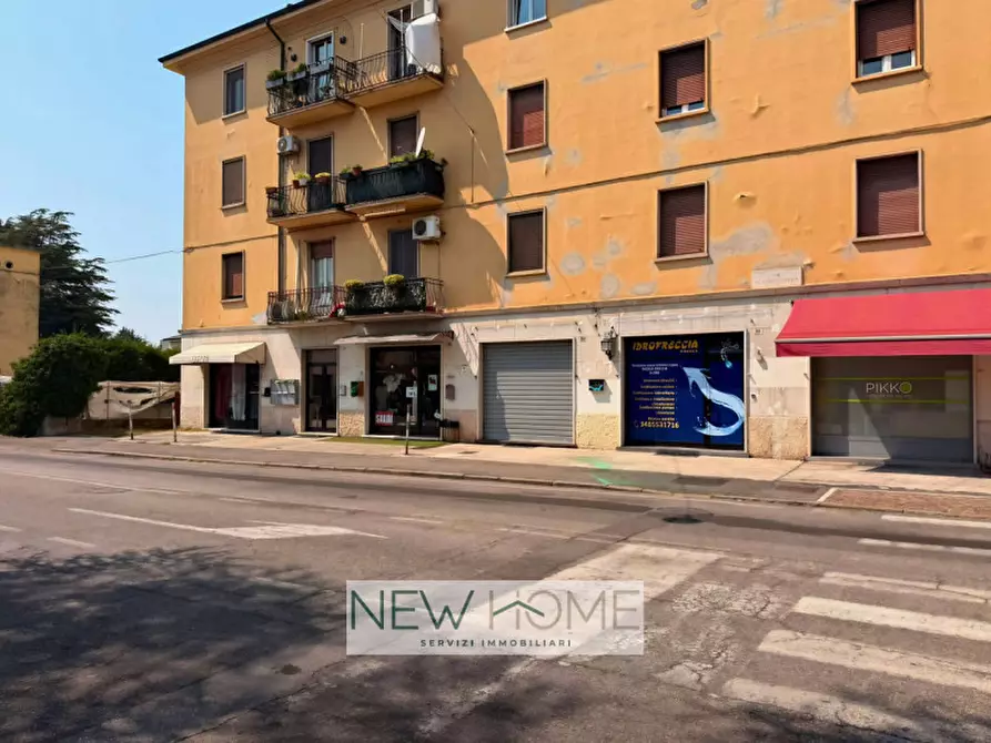 Immagine 4 di Negozio in affitto  in Via Polveriera Vecchia 39/B a Verona
