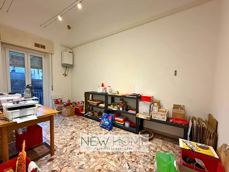 Immagine 5 di Negozio in affitto  in Via Pier Fortunato Calvi 3 a Verona