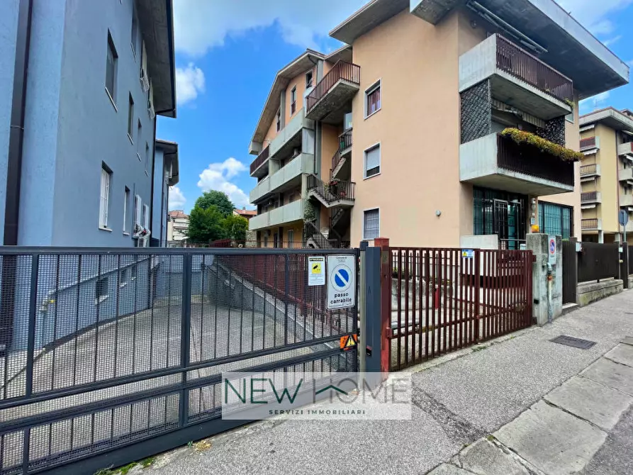 Immagine 13 di Camera in affitto  in Via Capodistria 2 a Verona