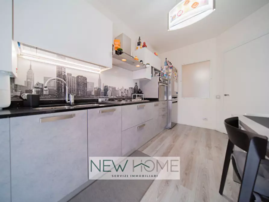 Immagine 10 di Appartamento in vendita  in Via Cesena 16 a Verona